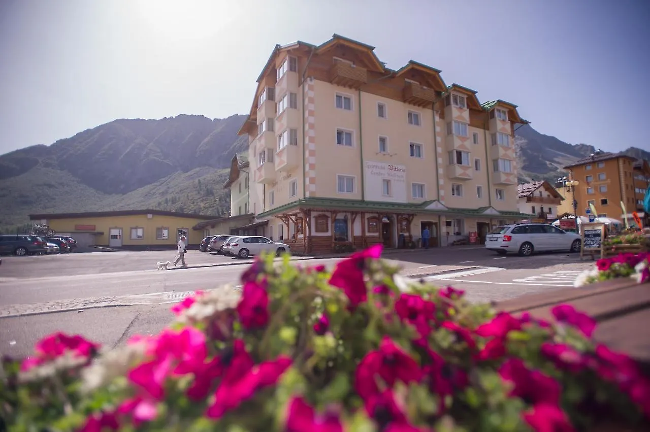 Sport Hotel Vittoria Passo del Tonale 4*,  Italy