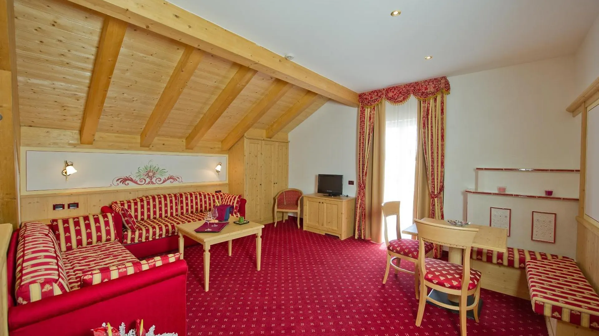 Sport Hotel Vittoria Passo del Tonale 4*,  Italy