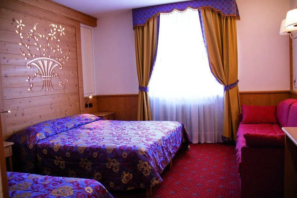 Sport Hotel Vittoria Passo del Tonale 4*,  Italy
